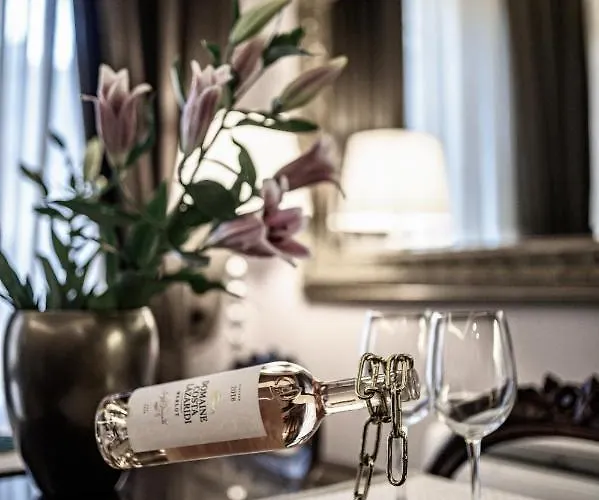 Opus 5 Luxury In Liston Corfu * Corfu (city)