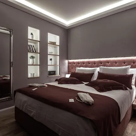 Opus 5 Luxury In Liston Corfu * コルフ島